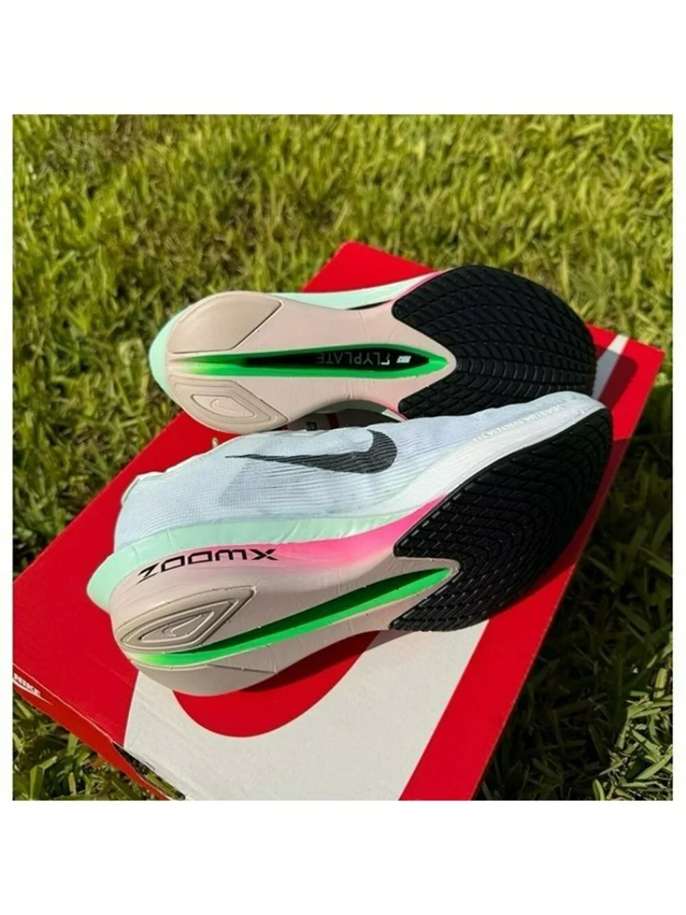 8.5 men’s Nike W ZoomX Vaporfly Next% 4 White Black Hyper Pink HF6412 101